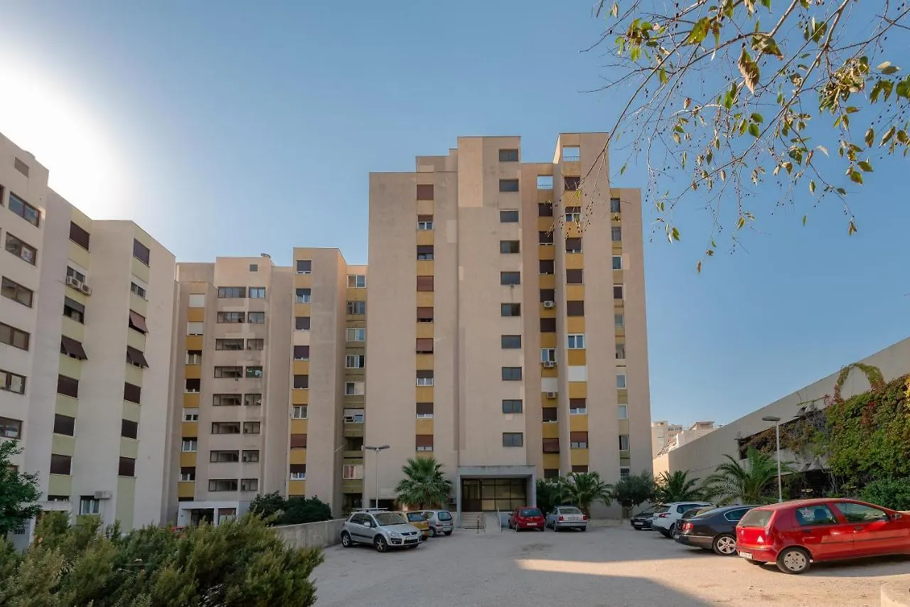 Blue Vision Apartment Split