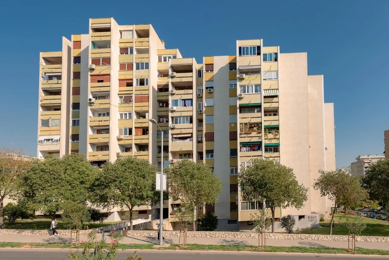 Blue Vision Apartment Split